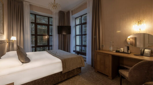 Эстет (Усадьба)